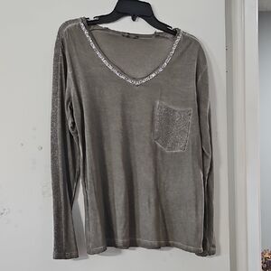 Women's Gray Long Sleeve Top